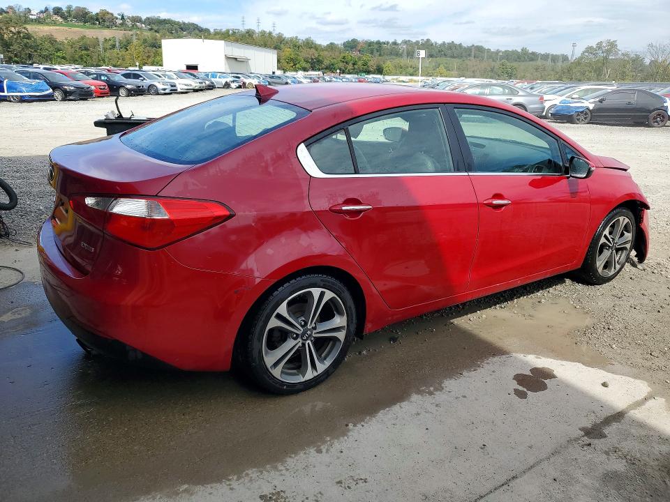 70922806 :رقم المزاد ، KNAFZ4A87F5316127 vin ، 2015 Kia Forte مزاد بيع