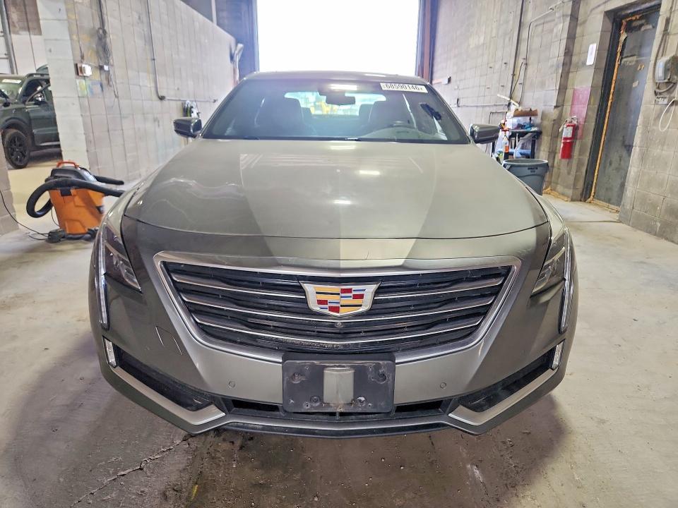 68590146 :رقم المزاد ، 1G6KD5RSXHU173207 vin ، 2017 Cadillac Ct6 مزاد بيع