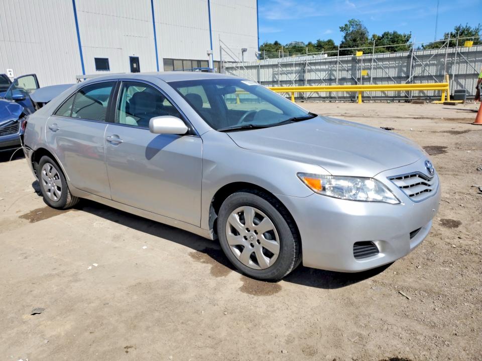 70259096 :رقم المزاد ، 4T4BF3EK2AR040594 vin ، 2010 Toyota Camry مزاد بيع