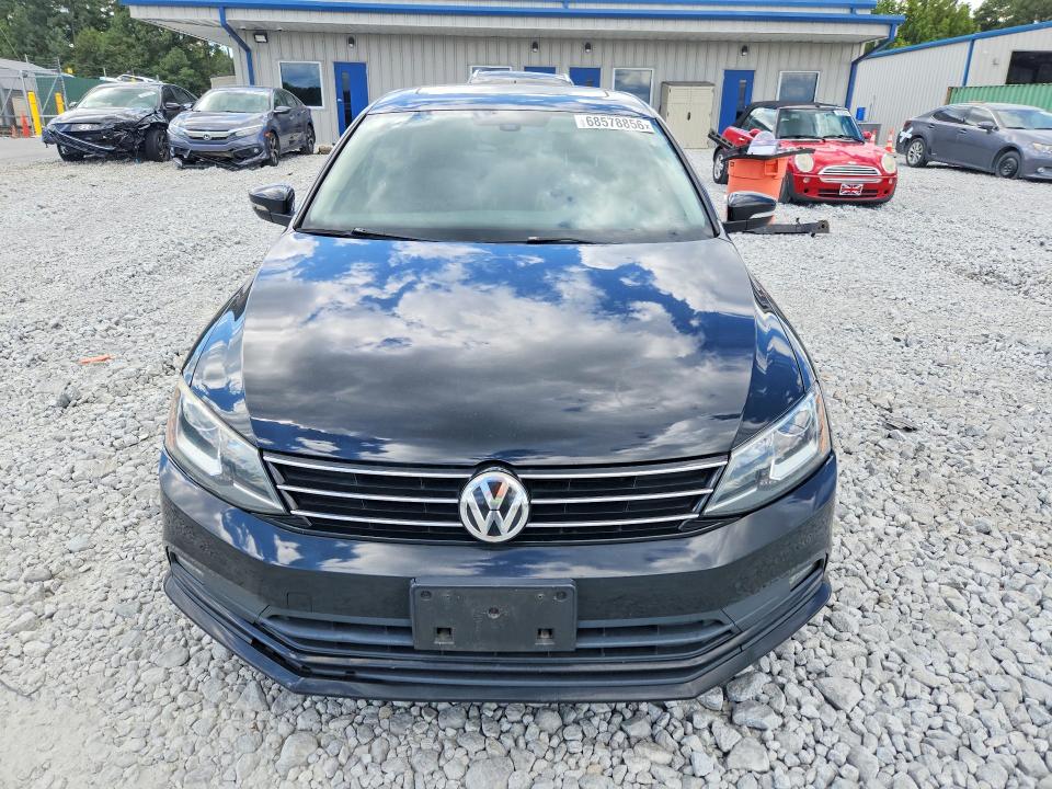 68578856 :رقم المزاد ، 3VWL17AJ2GM310021 vin ، 2016 Volkswagen Jetta مزاد بيع
