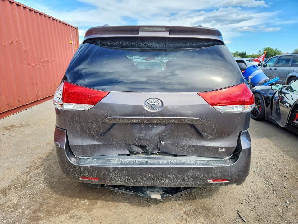 Aukcja sprzedaży 2012 Toyota Sienna, vin: 5TDKK3DC5CS226125, numer aukcji: 67777216