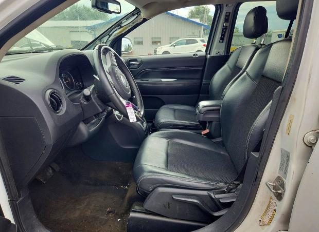2016 Jeep Compass მანქანა იყიდება აუქციონზე, vin: 1C4NJCEB9GD542960, აუქციონის ნომერი: 67538436