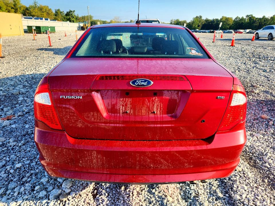 68749316 :رقم المزاد ، 3FAHP0HA0CR315628 vin ، 2012 Ford Fusion مزاد بيع