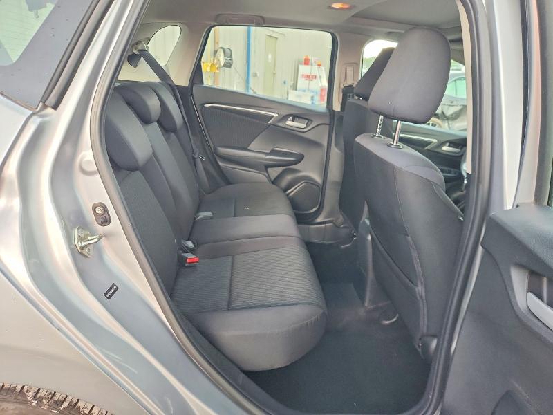 68547416 :رقم المزاد ، 3HGGK5H89JM721353 vin ، 2018 Honda Fit مزاد بيع