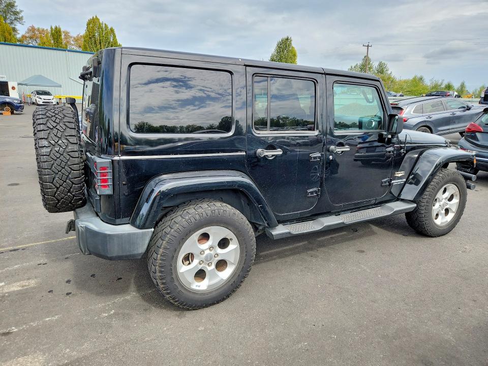 69373826 :رقم المزاد ، 1C4BJWEG4DL602872 vin ، 2013 Jeep Wrangler Unlimited مزاد بيع
