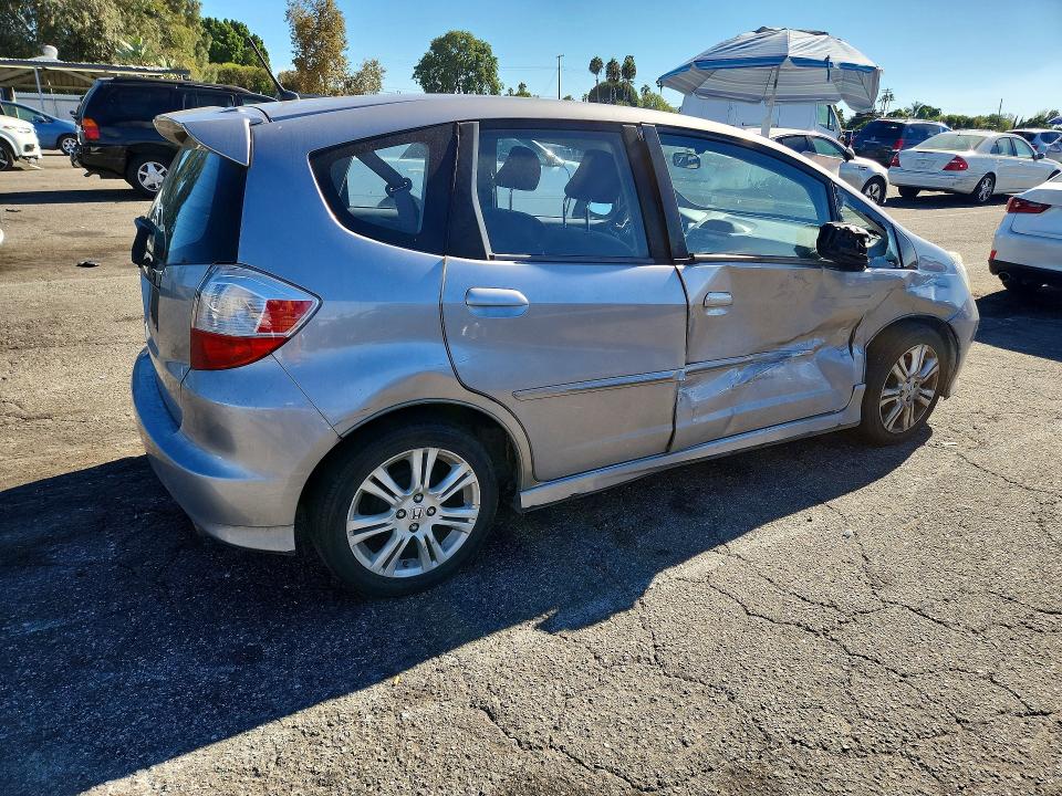2009 Honda Fit მანქანა იყიდება აუქციონზე, vin: JHMGE87489S054055, აუქციონის ნომერი: 68177406
