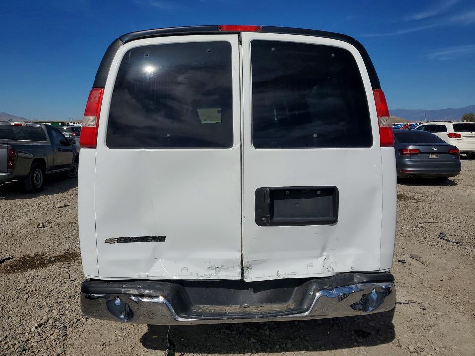 2017 Chevrolet Express G3500 მანქანა იყიდება აუქციონზე, vin: 1GAZGPFG3H1160663, აუქციონის ნომერი: 70326116