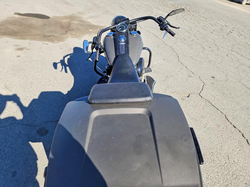 67194186 :رقم المزاد ، 1HD1KVC35JB624821 vin ، 2018 Harley-davidson Flhrxs مزاد بيع