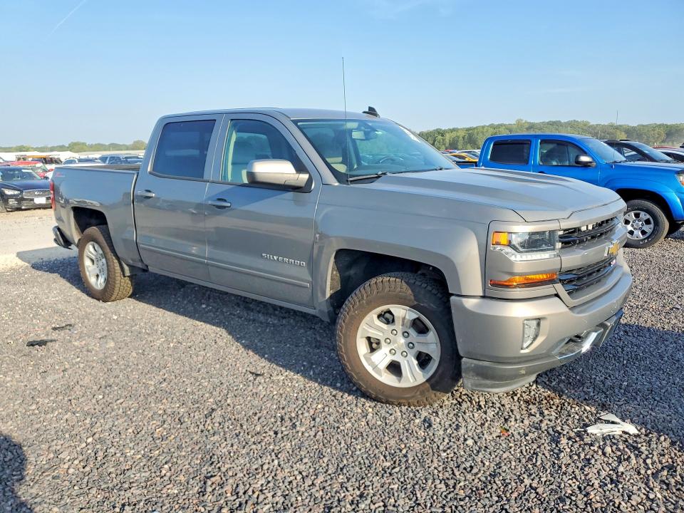 2017 Chevrolet Silverado მანქანა იყიდება აუქციონზე, vin: 3GCUKREC6HG216302, აუქციონის ნომერი: 67286076