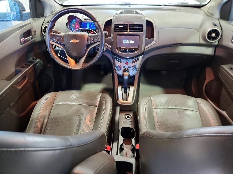 68059846 :رقم المزاد ، 1G1JE6SB1F4142102 vin ، 2015 Chevrolet Sonic مزاد بيع