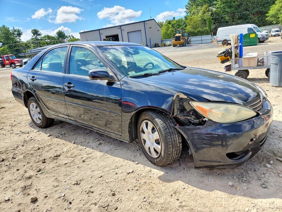 2004 Toyota Camry მანქანა იყიდება აუქციონზე, vin: 4T1BE32K94U320471, აუქციონის ნომერი: 69204166