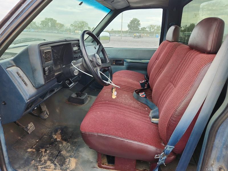 70979556 :رقم المزاد ، 1GCFC24Z1JZ330569 vin ، 1988 Chevrolet Gmt-400 مزاد بيع