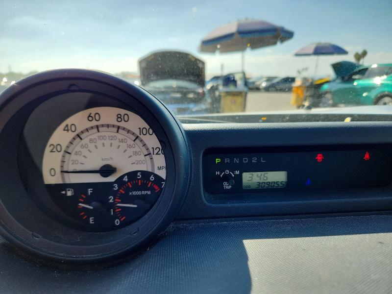 69833066 :رقم المزاد ، JTLKT324X50170234 vin ، 2005 Scion Xb مزاد بيع
