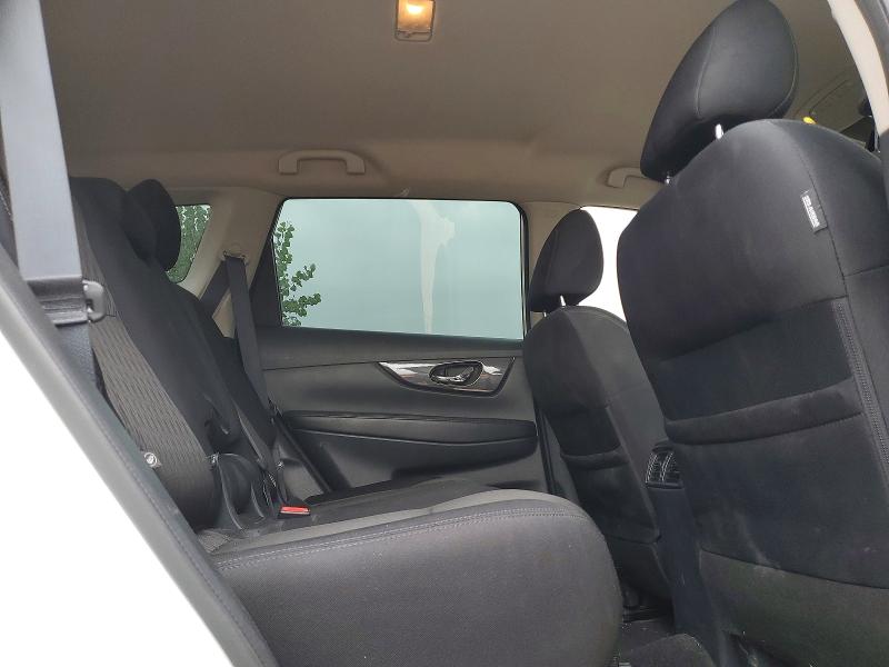 69403906 :رقم المزاد ، 5N1AT2MT8JC809138 vin ، 2018 Nissan Rogue مزاد بيع