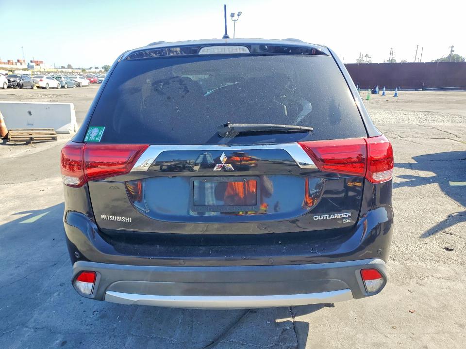 Auction sale of the 2016 Mitsubishi Outlander, vin: JA4AD3A35GZ040397, lot number: 68990806