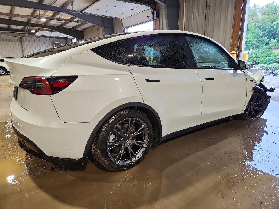 Aukcja sprzedaży 2025 Tesla Model Y, vin: 7SAYGDEE1SA355564, numer aukcji: 69384346