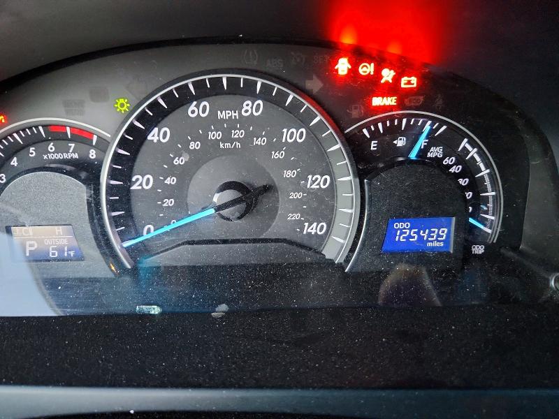 68877906 :رقم المزاد ، 4T1BF1FK8EU419974 vin ، 2014 Toyota Camry مزاد بيع