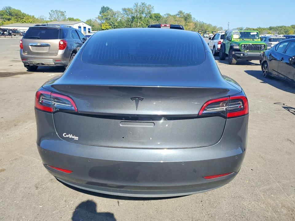 Продажа на аукционе авто 2018 Tesla Model 3, vin: 5YJ3E1EA8JF056731, номер лота: 68351666