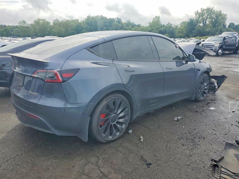 67290616 :رقم المزاد ، 7SAYGDEF2PF860841 vin ، 2023 Tesla Model Y مزاد بيع