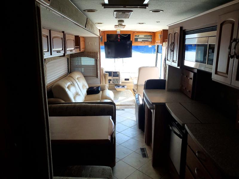 Продаж на аукціоні авто 2005 Winnebago Suncruiser, vin: 5B4MP67G553399602, номер лоту: 68405956