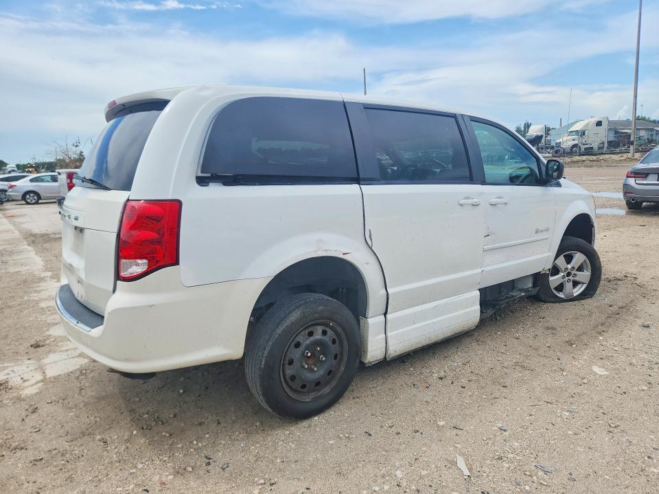 68799256 :رقم المزاد ، 2C7WDGBG7JR363570 vin ، 2018 Dodge Grand Caravan مزاد بيع