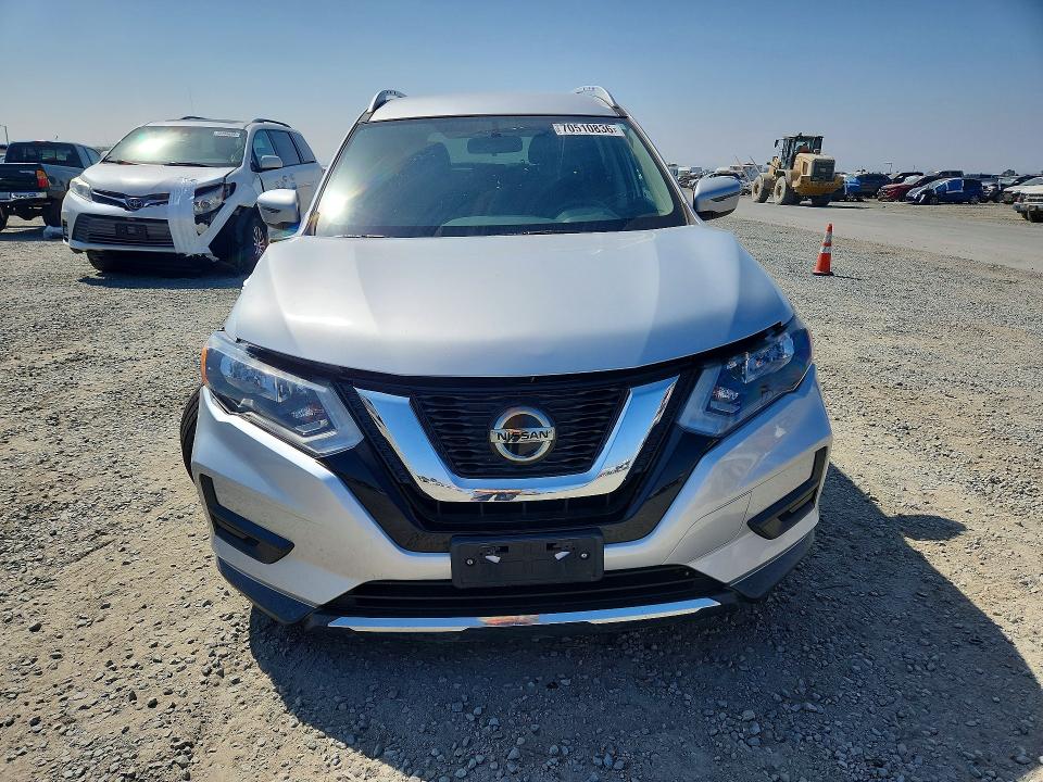 Auction sale of the 2018 Nissan Rogue, vin: KNMAT2MT1JP537755, lot number: 70510836