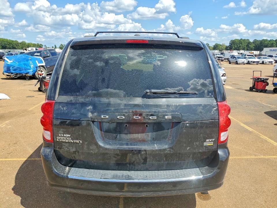 Auction sale of the 2017 Dodge Grand Caravan, vin: 2C4RDGCG6HR698077        , lot number: 68770016