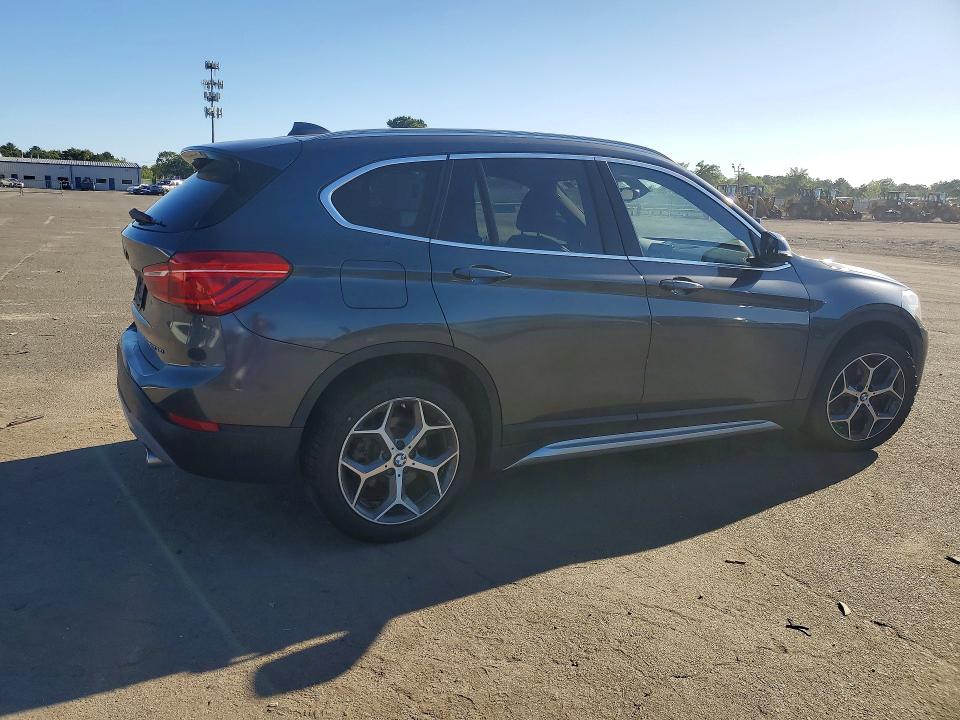 69072676 :رقم المزاد ، WBXHT3C32J5L27525 vin ، 2018 Bmw X1 مزاد بيع