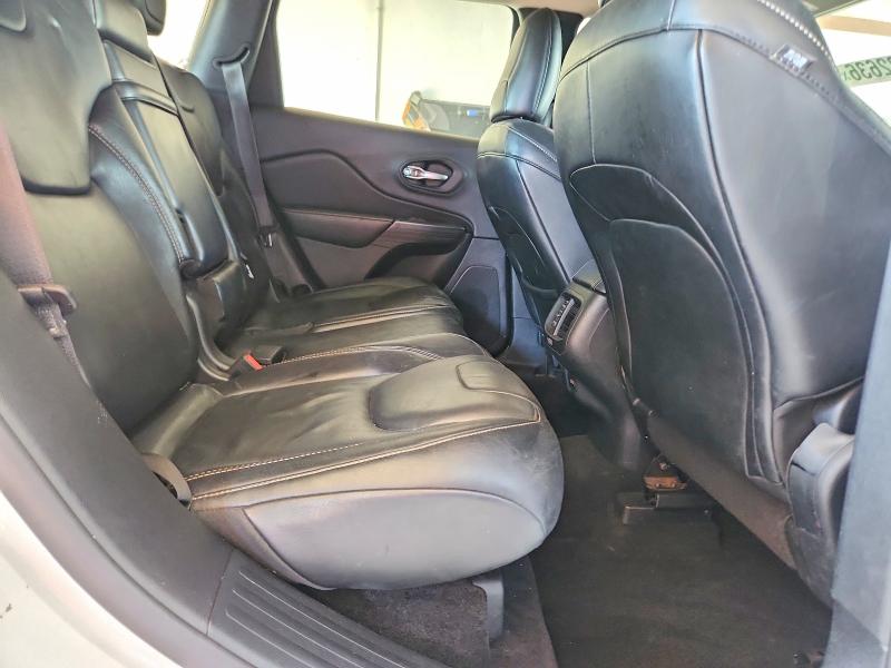 67422636 :رقم المزاد ، 1C4PJMDS9FW556487 vin ، 2015 Jeep Cherokee مزاد بيع