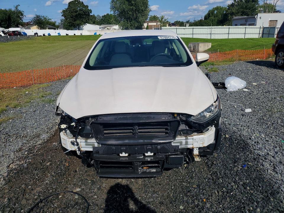 67804776 :رقم المزاد ، 3FA6P0HD5KR228341 vin ، 2019 Ford Fusion مزاد بيع