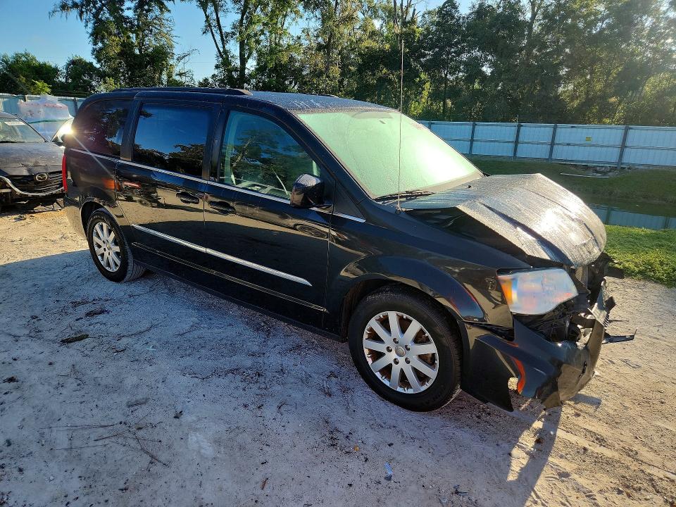 69543186 :رقم المزاد ، 2C4RC1BG3GR214396 vin ، 2016 Chrysler Town & Country مزاد بيع