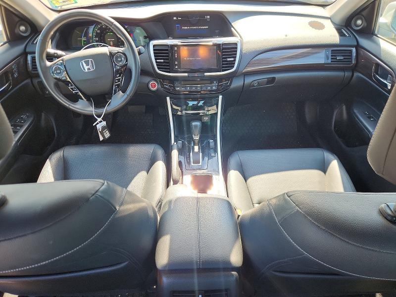 Продажа на аукционе авто 2017 Honda Accord, vin: JHMCR6F58HC031577, номер лота: 70167446