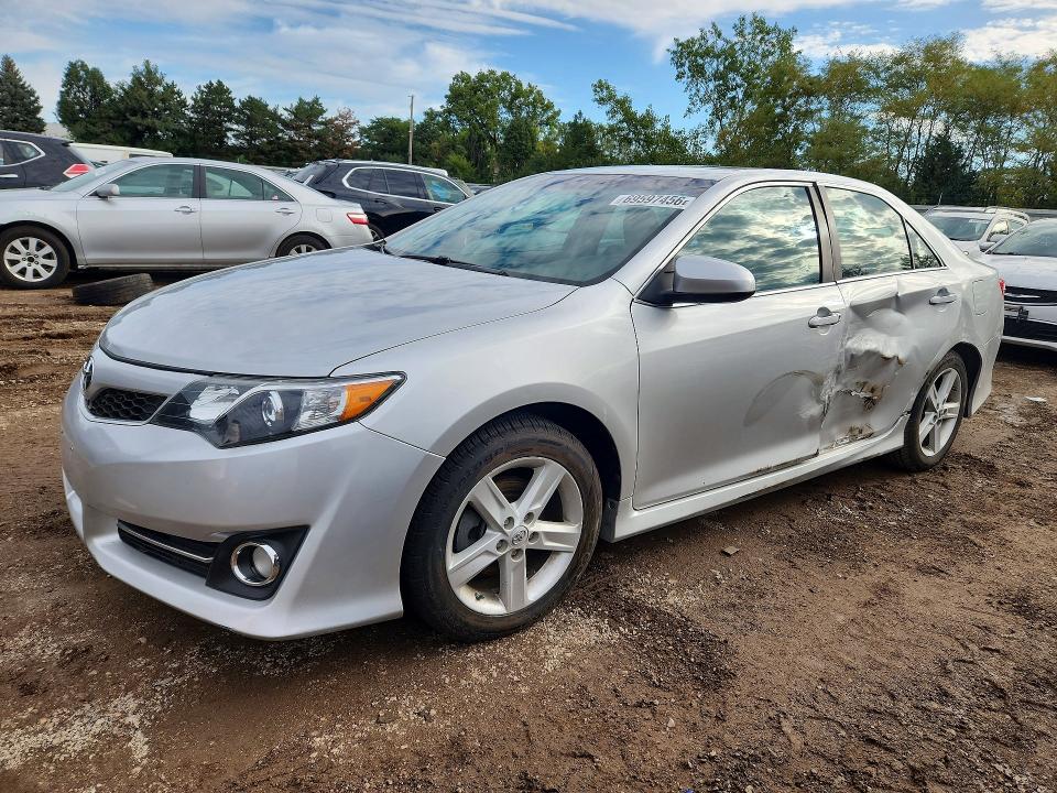 2012 Toyota Camry მანქანა იყიდება აუქციონზე, vin: 4T1BF1FK3CU095300, აუქციონის ნომერი: 69597456