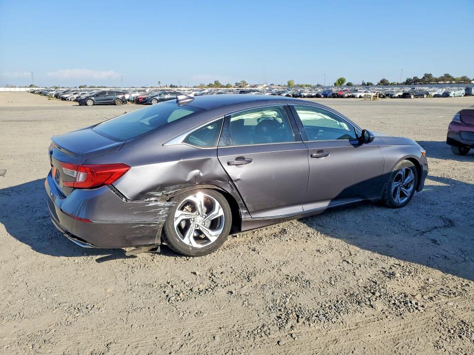 Aukcja sprzedaży 2018 Honda Accord, vin: 1HGCV1F48JA092907, numer aukcji: 70026376