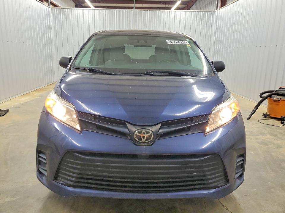 Продажа на аукционе авто 2019 Toyota Sienna, vin: 5TDZZ3DC0KS998959, номер лота: 69585916