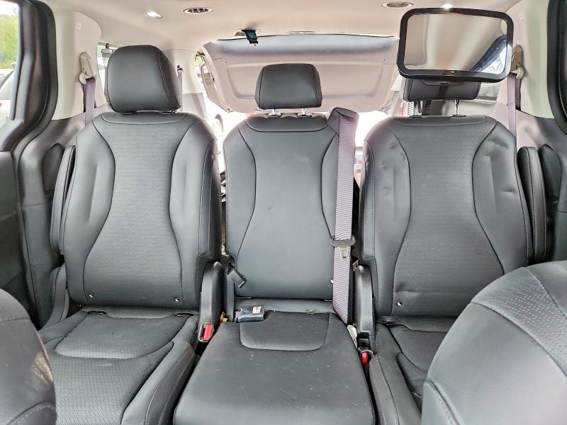 2026 Kia Carnival მანქანა იყიდება აუქციონზე, vin: KNDNE5K3XT6551467, აუქციონის ნომერი: 69610366