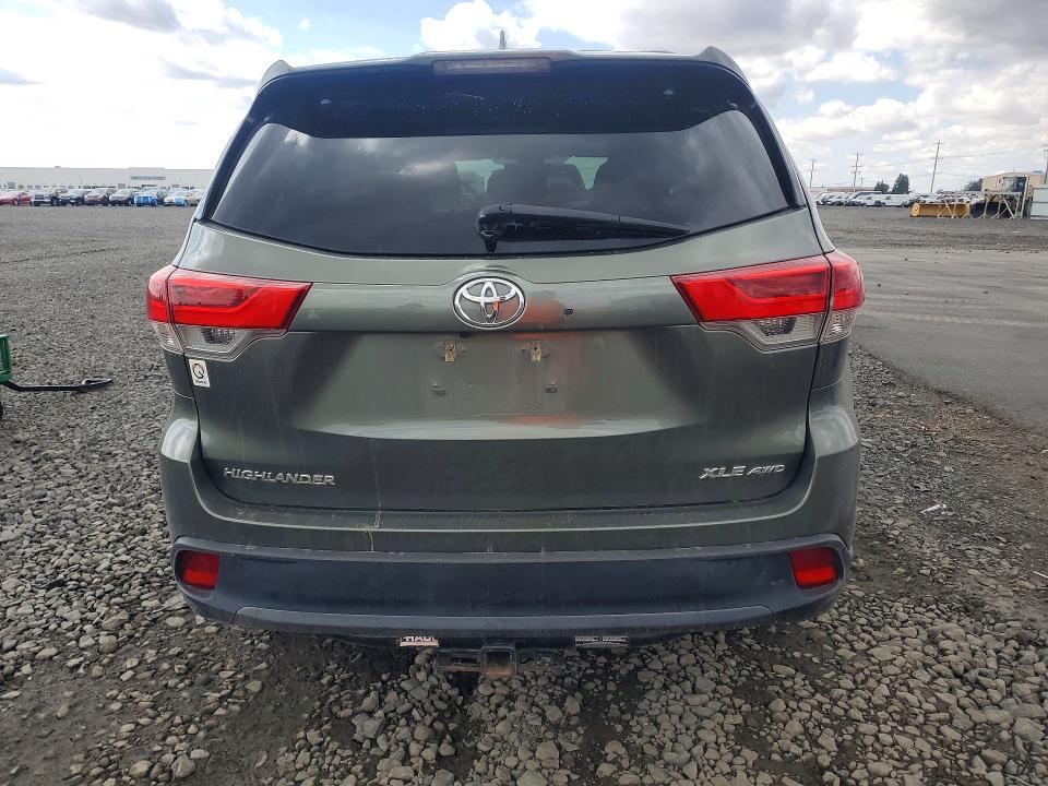 68099476 :رقم المزاد ، 5TDJZRFH5HS356528 vin ، 2017 Toyota Highlander مزاد بيع