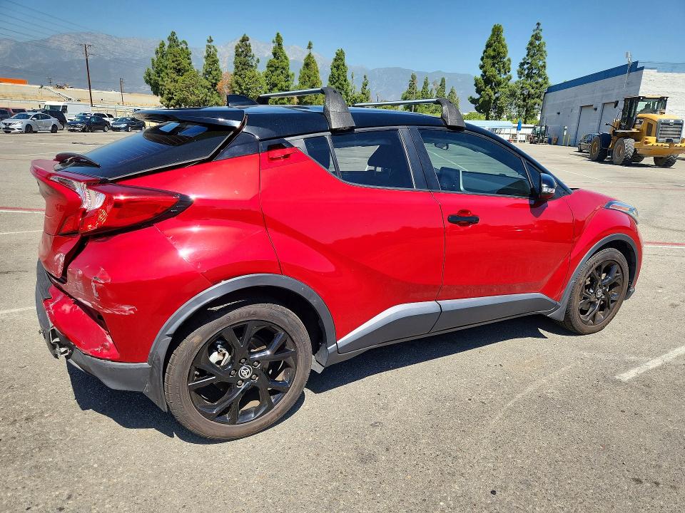 2021 Toyota C-hr მანქანა იყიდება აუქციონზე, vin: JTNKHMBX4M1116526, აუქციონის ნომერი: 68692906