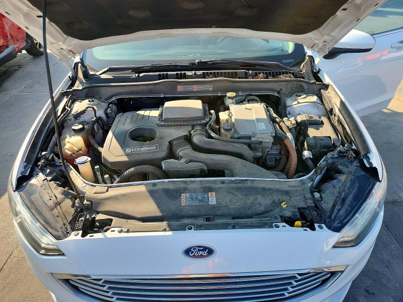 69261706 :رقم المزاد ، 3FA6P0LU3HR287856 vin ، 2017 Ford Fusion مزاد بيع