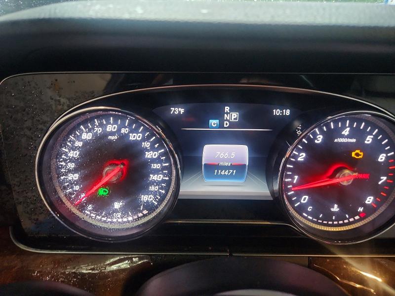69573646 :رقم المزاد ، WDDZF4KB3HA049975 vin ، 2017 Mercedes-benz E مزاد بيع