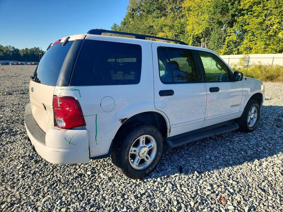 2004 Ford Explorer მანქანა იყიდება აუქციონზე, vin: 1FMDU73E84ZB34483, აუქციონის ნომერი: 69878386