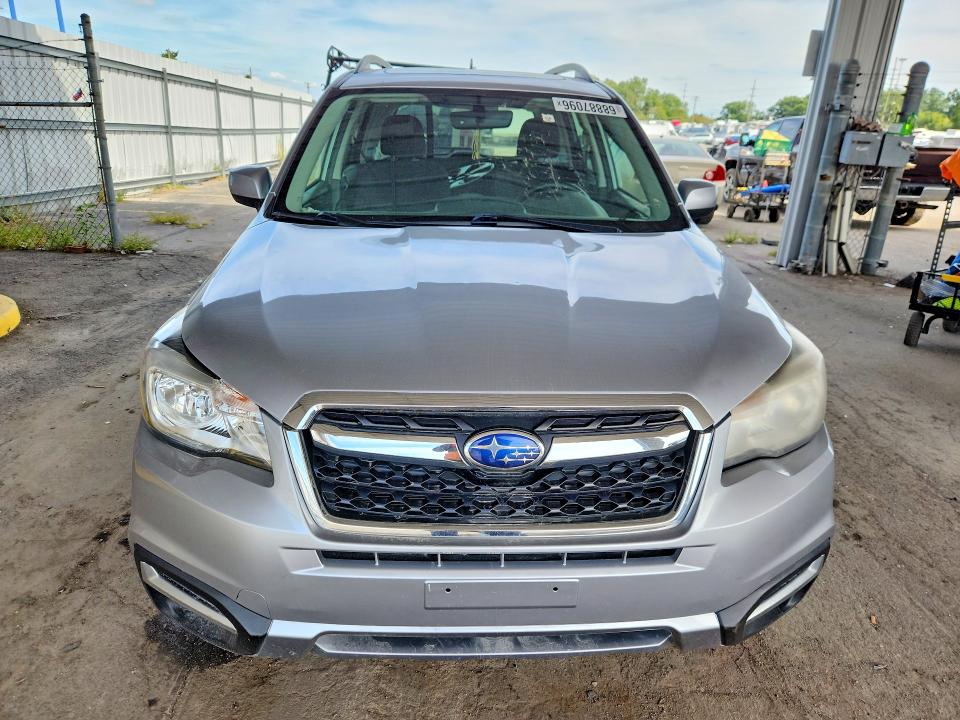 Продаж на аукціоні авто 2018 Subaru Forester, vin: JF2SJAEC5JH403782, номер лоту: 68887096