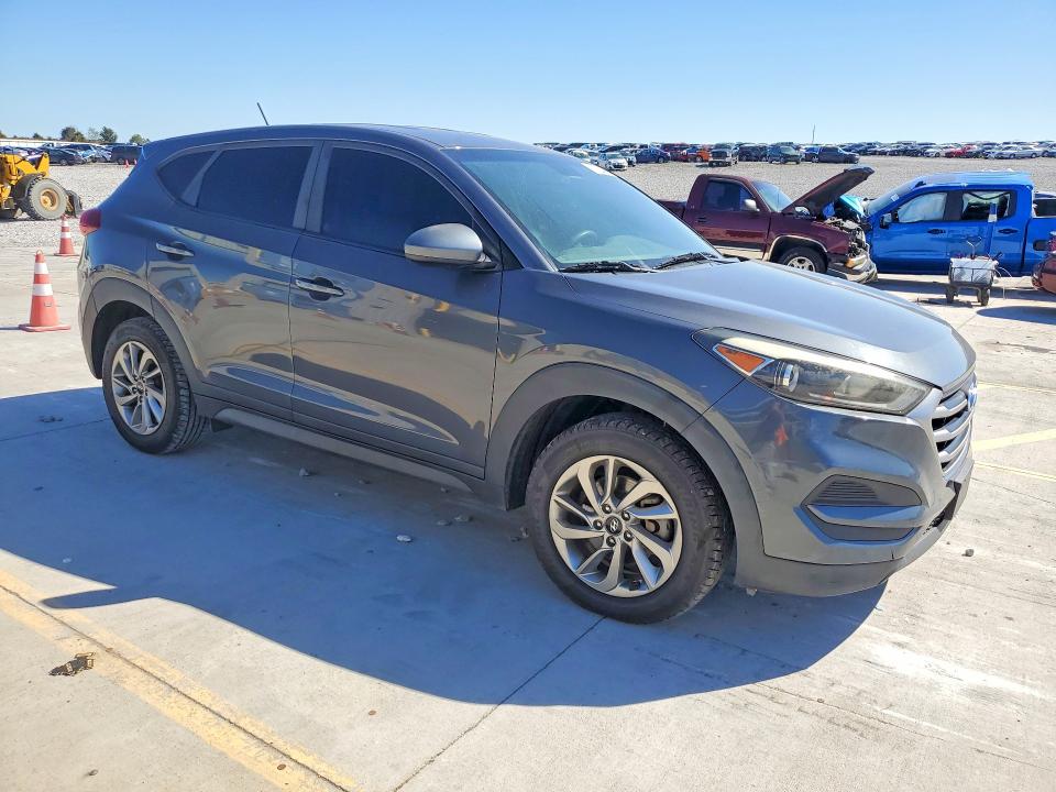 Продажа на аукционе авто 2017 Hyundai Tucson, vin: KM8J23A42HU506513, номер лота: 70820446