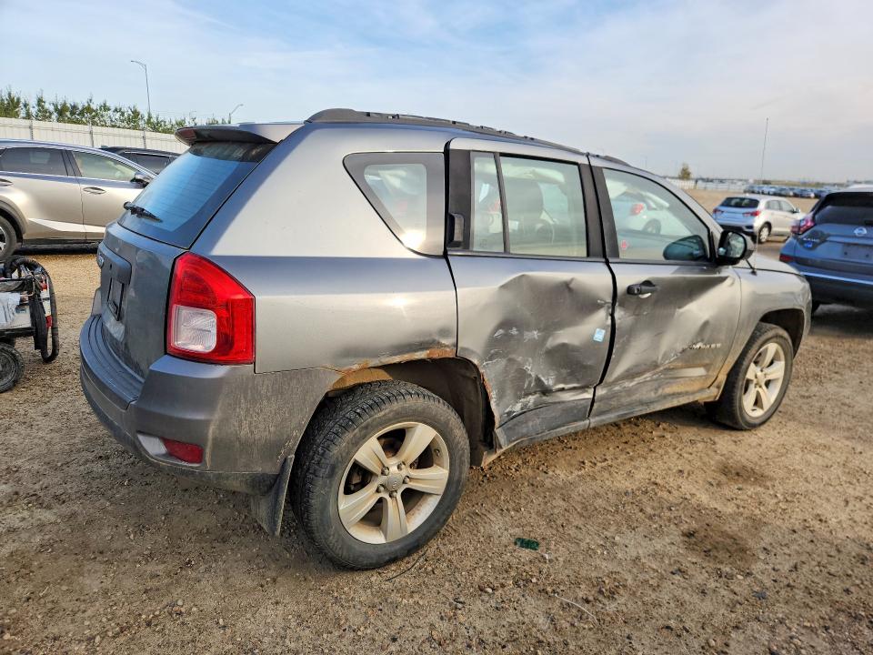 67773926 :رقم المزاد ، 1C4NJDAB0DD236530 vin ، 2013 Jeep Compass مزاد بيع