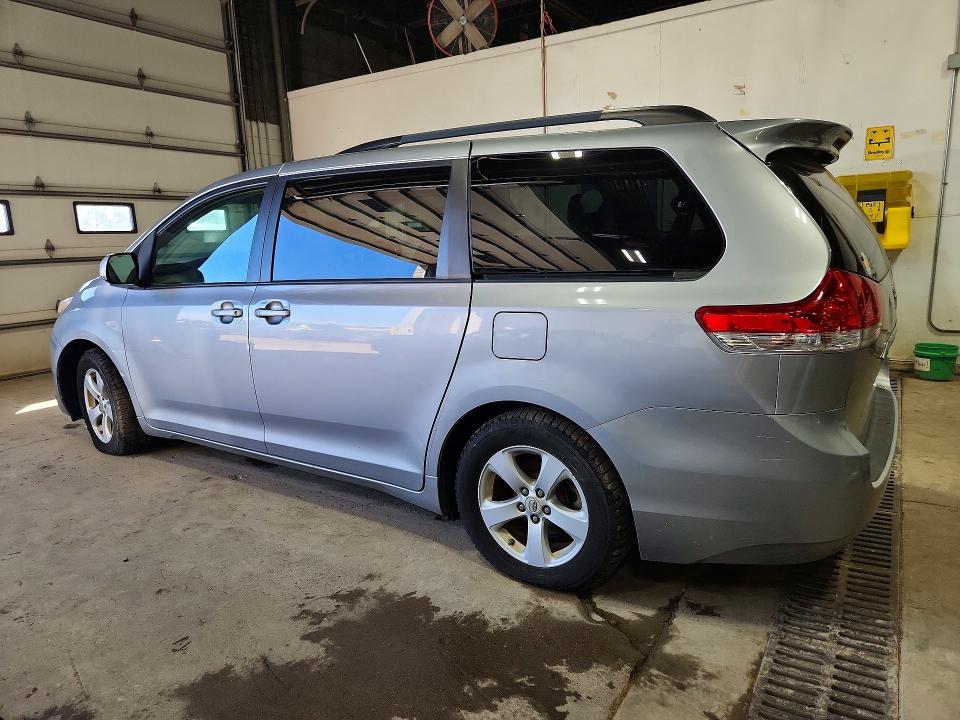 Продаж на аукціоні авто 2011 Toyota Sienna, vin: 5TDKK3DC6BS124105, номер лоту: 69123686