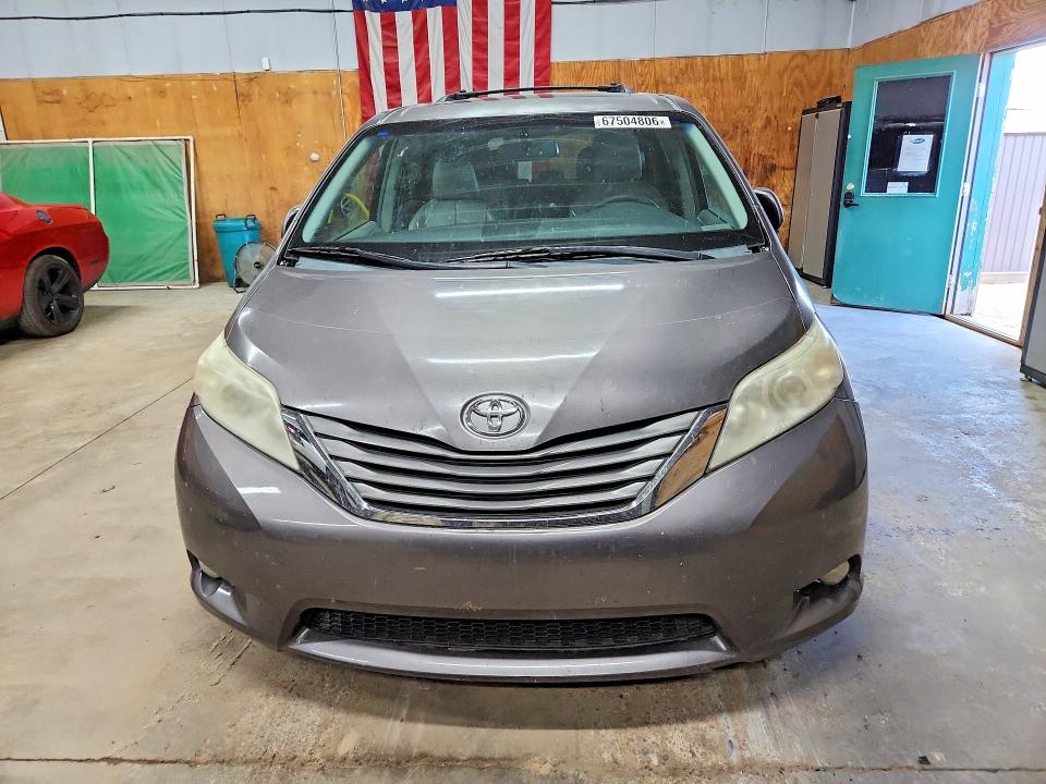 Aukcja sprzedaży 2011 Toyota Sienna, vin: 5TDDK3DC1BS007198, numer aukcji: 67504806