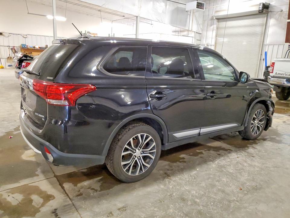 68940826 :رقم المزاد ، JA4AZ3A37GZ010884 vin ، 2016 Mitsubishi Outlander مزاد بيع