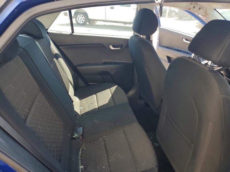 69393776 :رقم المزاد ، 3KPA24AB0JE053487 vin ، 2018 Kia Rio مزاد بيع