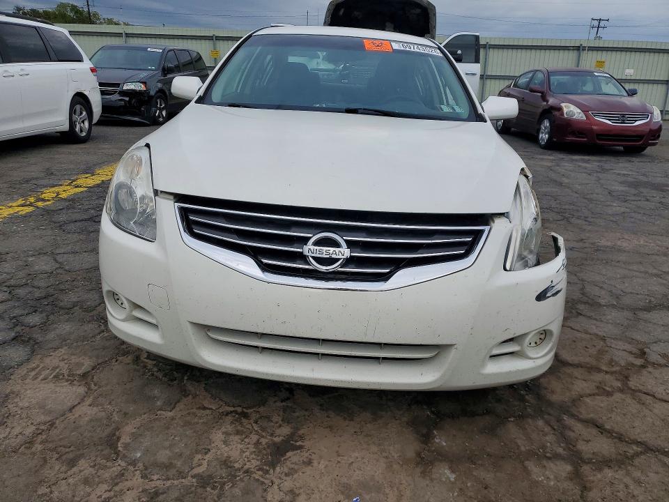 2010 Nissan Altima მანქანა იყიდება აუქციონზე, vin: 1N4AL2AP3AN532002, აუქციონის ნომერი: 69743526