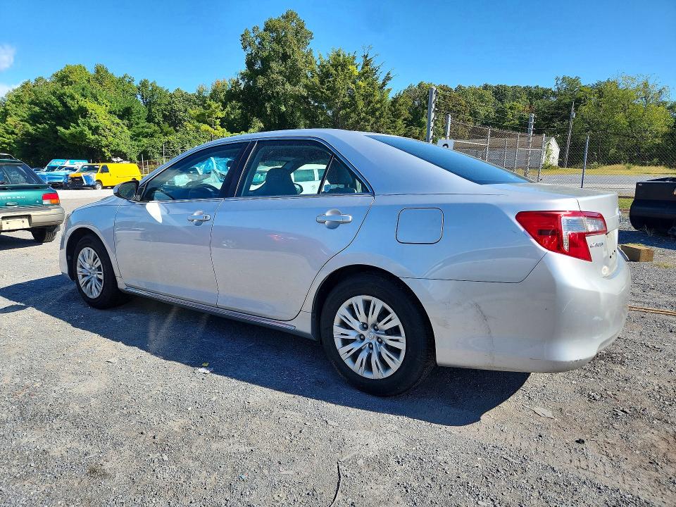 2014 Toyota Camry მანქანა იყიდება აუქციონზე, vin: 4T4BF1FK1ER362135, აუქციონის ნომერი: 68926006